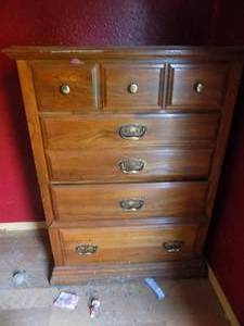 lot 8 image: ALL ITEMS SOLD AS IS...