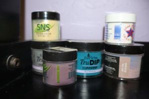 lot 95 image: Nail dip powder