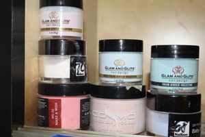 lot 103 image: Nail dip powder