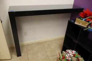 lot 187 image: L-shape shelf with glass top (bring tools to remove)