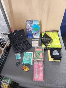 lot 159 image: Safety and tool lot