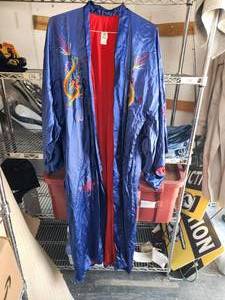 lot 142 image: Vintage royal blue satin kimono robe