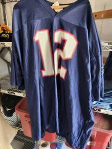 lot 163 image: New England Patriots - Tom Brady football jersey