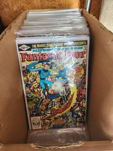 lot 107 image: Generous Selection of marvel comics - Fantastic 4