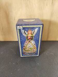 lot 96 image: Jim Shore Angels Four Seasons Dinner Bell