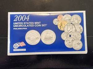 lot 130 image: 2004-P United States mint uncirculated coin set