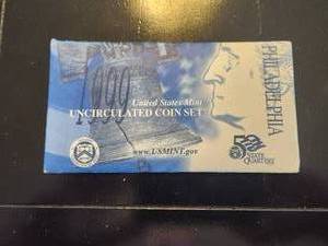 lot 51 image: 1999-P United States mint uncirculated coin set