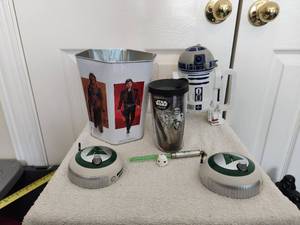 lot 98 image: Star Wars lot