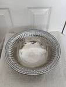 lot 28 image: Vintage aluminum bowl - Wilton Co.