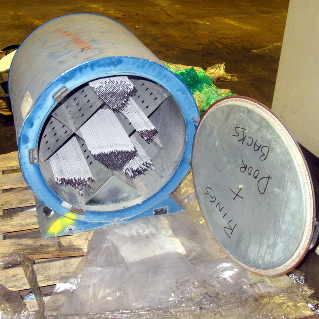 lot 58 image: Keen K-450 Bench Welding Rod Oven With Rods