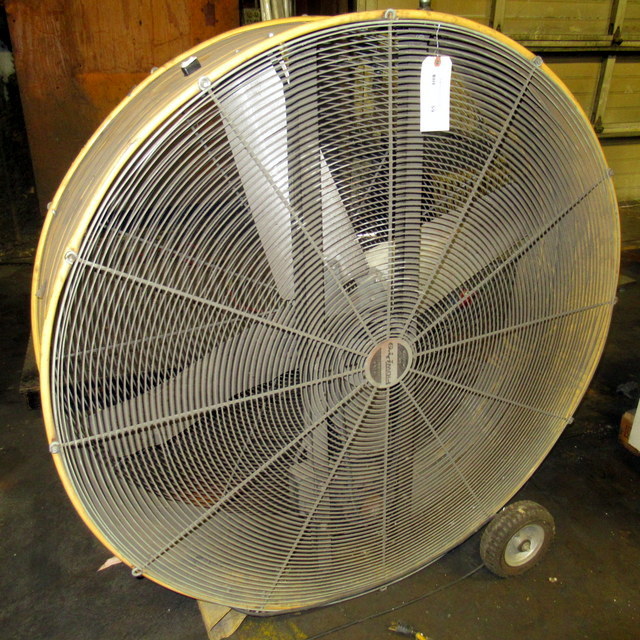 lot 59 image: 48 Belt Drive Drum Fan