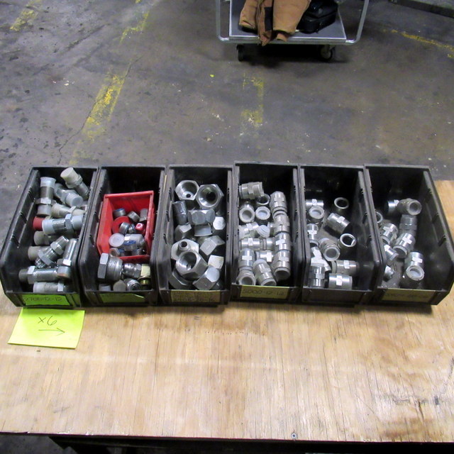 lot 61 image: Assorted Hydraulic Fittings