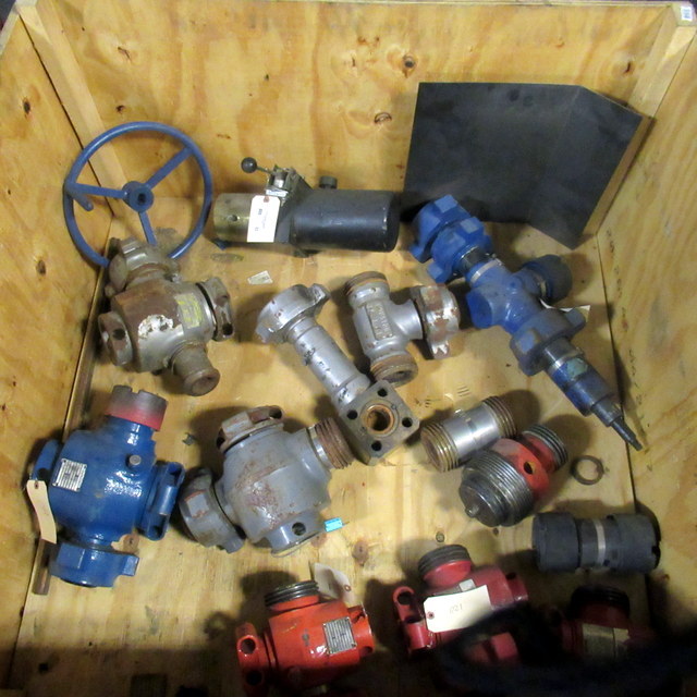 lot 82 image: Plug Valves And Assorted Parts