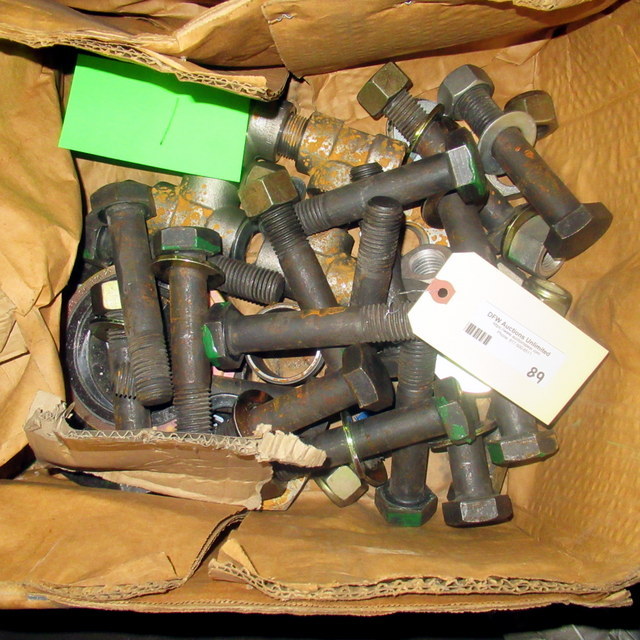 lot 89 image: Coiled Tubing Injector Gripper Block Parts