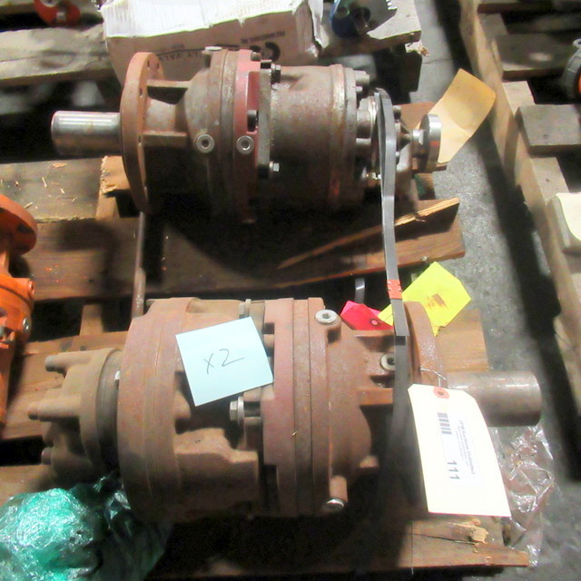 lot 111 image: Hydraulic Gear Reducer