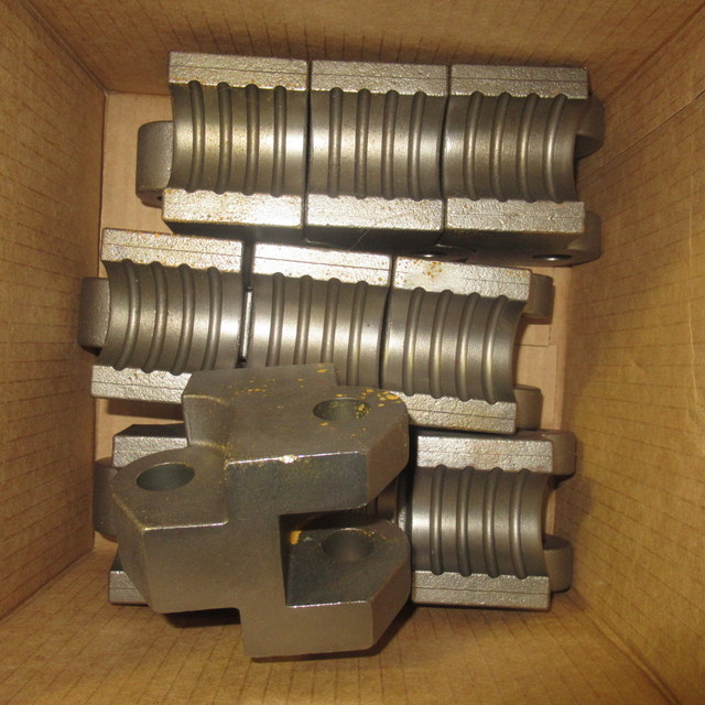 lot 125 image: Coiled Tubing Injector Gripper Block Parts