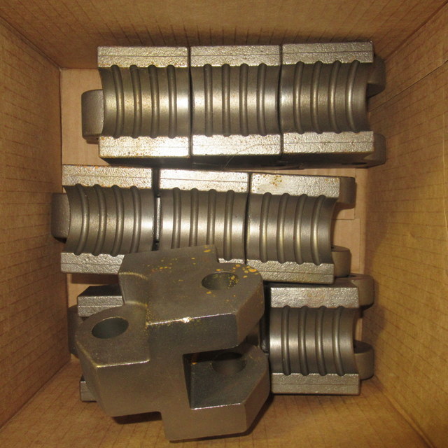 lot 127 image: Coiled Tubing Injector Gripper Block Parts