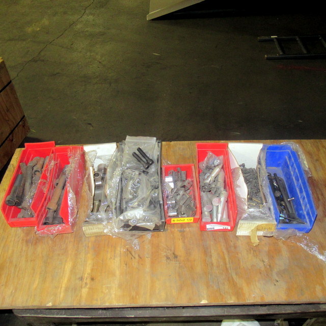 lot 141 image: Assorted Hydraulic Fittings