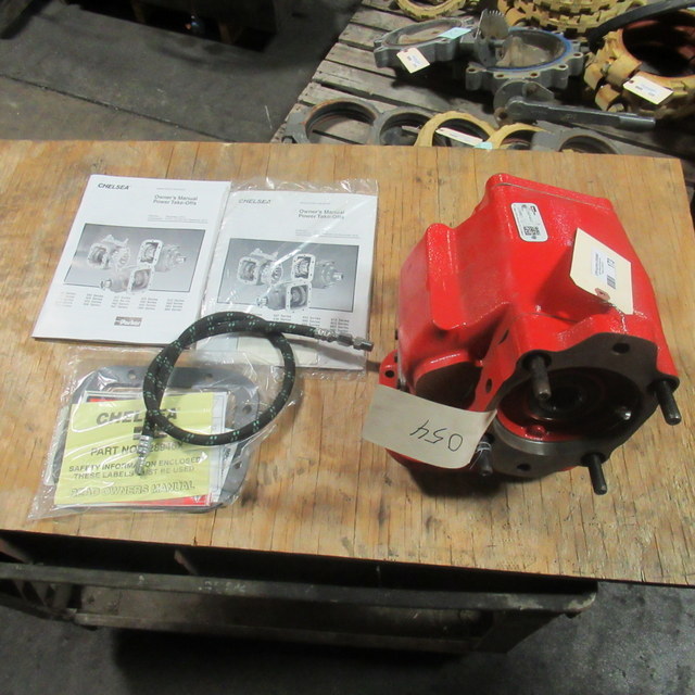 lot 173 image: Parker 823XBAKP-M4GS Mechanical Shift 8-Bolt Power Take-Off - 823 Series