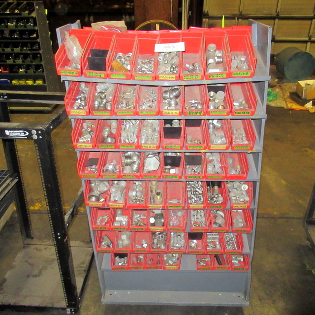 lot 203 image: Assorted Hydraulic Fittings