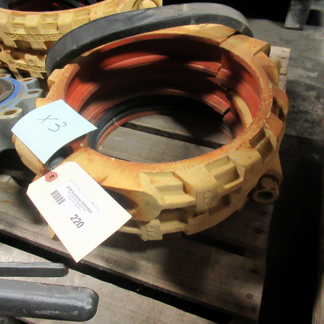 lot 220 image: Industrial Pipe Clamps