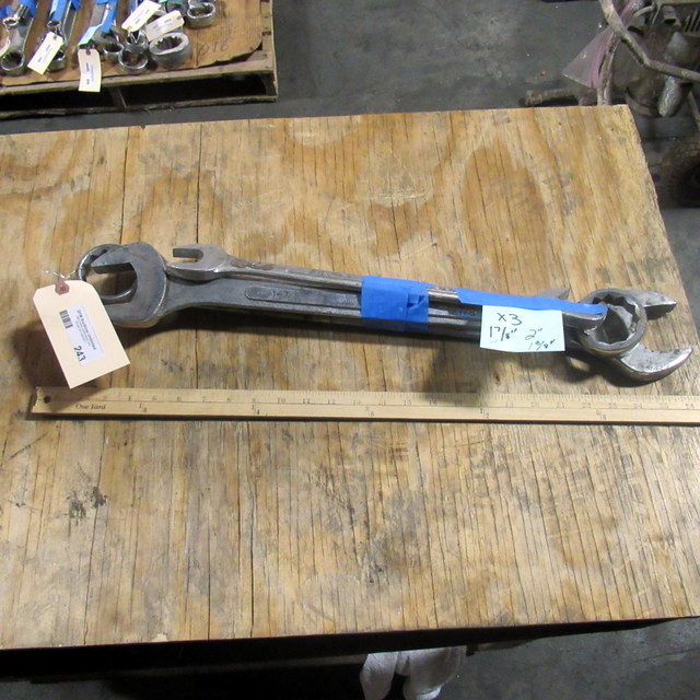 lot 243 image: Assorted Industrial Wrenches