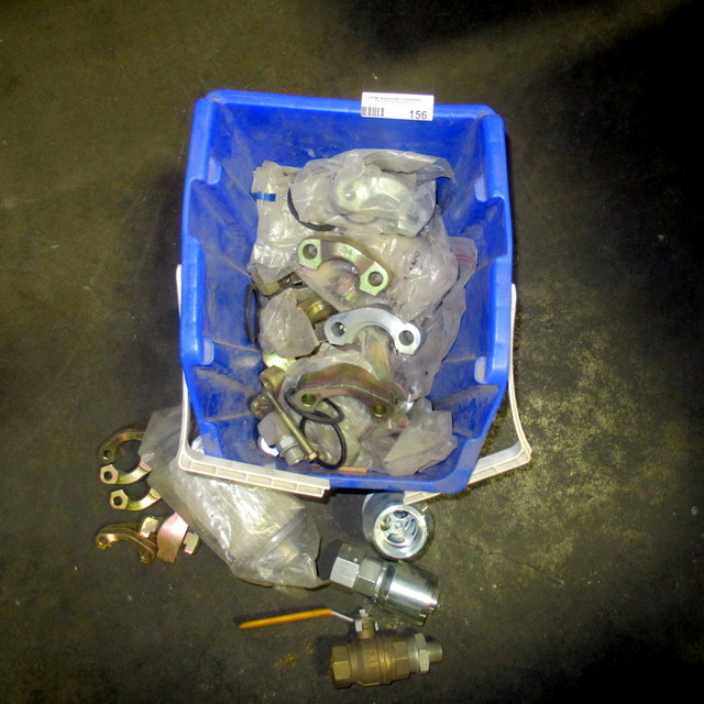 lot 156 image: Assorted Hydraulic Pump Parts