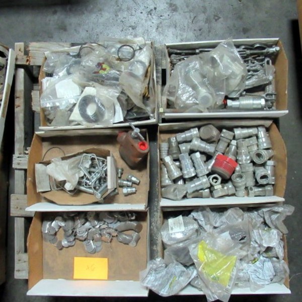 lot 286 image: Assorted Hydraulic Fittings And Parts