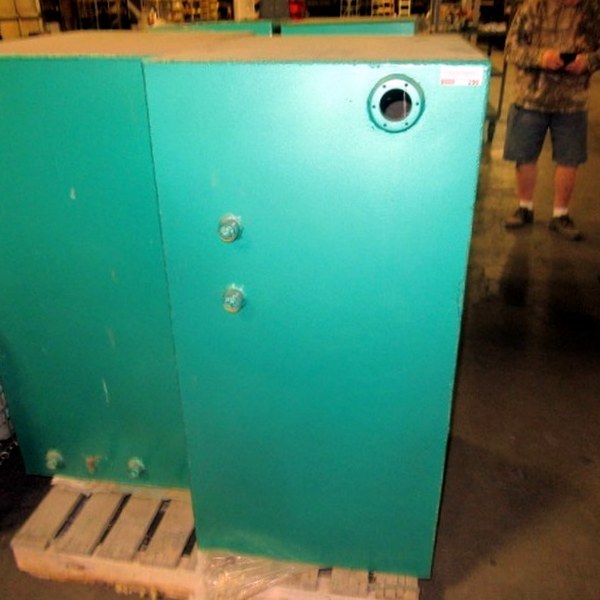 lot 297 image: Never Used Heavy Duty Industrial Hydraulic Reservoir Tank 32 X 24 X 48 12 150 Gallon Capacity