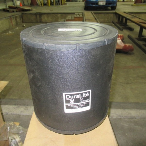 lot 315 image: Duralite Air Filter ECC105004