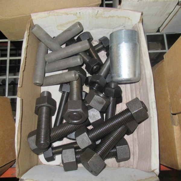 lot 326 image: Assorted Hardware