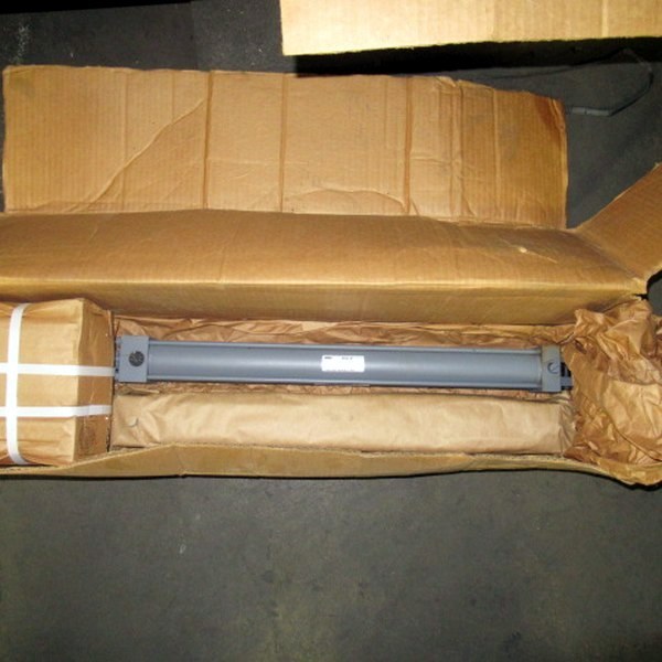 lot 353 image: Miller Pneumatic Air Cylinder JV-84B2N-02.00-20.000-0063-N11-0