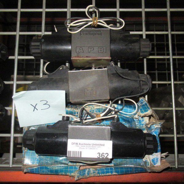 lot 362 image: APB Directional Valve
