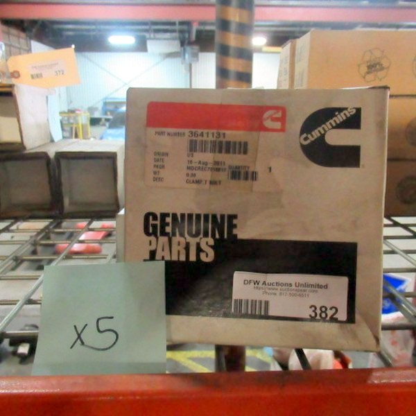 lot 382 image: Cummins OEM T Bolt Clamp 3641131