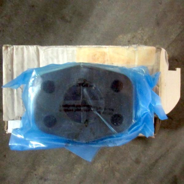 lot 390 image: Parker Valve 026-71485-0