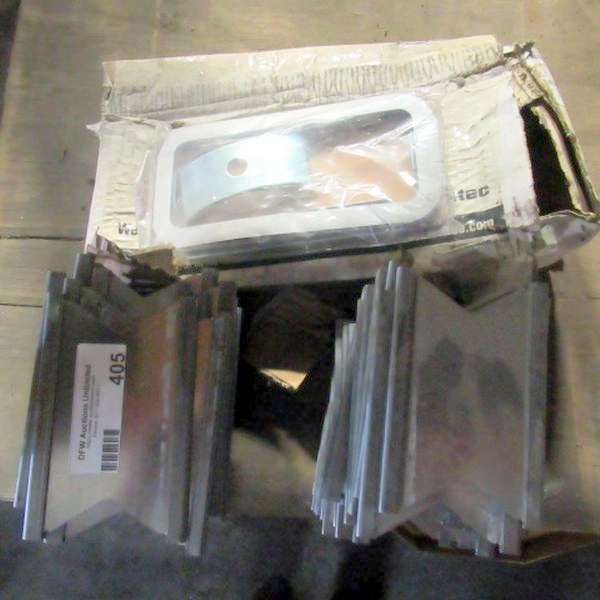 lot 405 image: Roxtec Stayplates