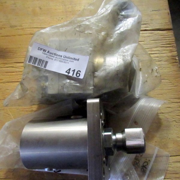 lot 416 image: Pump HD-1663-14