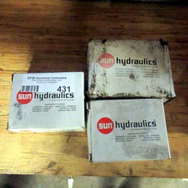 lot 431 image: Sun Hydraulic Valves