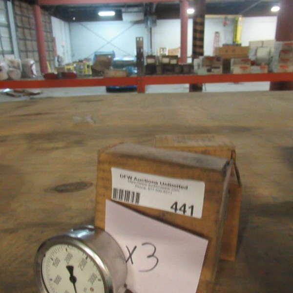 lot 441 image: Assorted Gauges