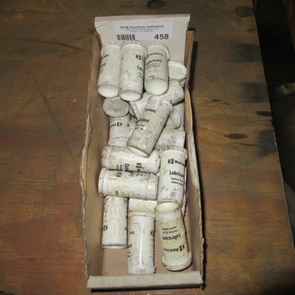 lot 458 image: Box Of Lubricant