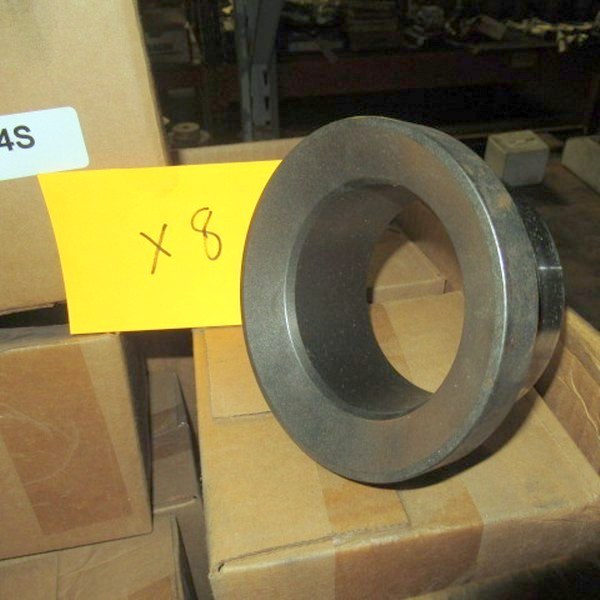lot 480 image: Parts Used In The Oil & Gas Business XLU-4S