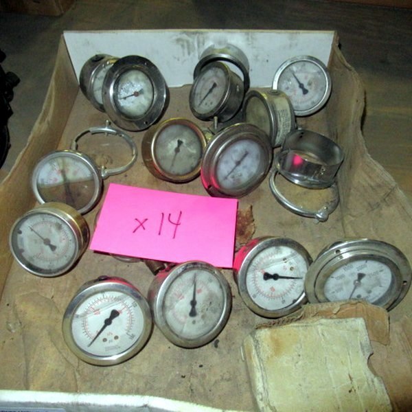 lot 481 image: Assorted Gauges