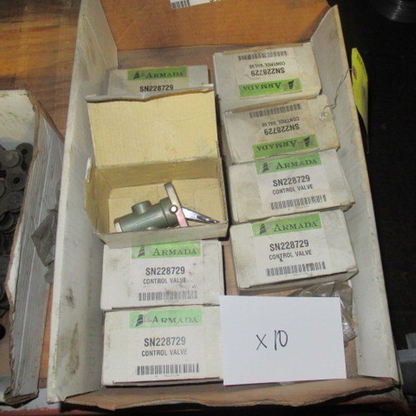 lot 518 image: Armada SN228729 Control Valves