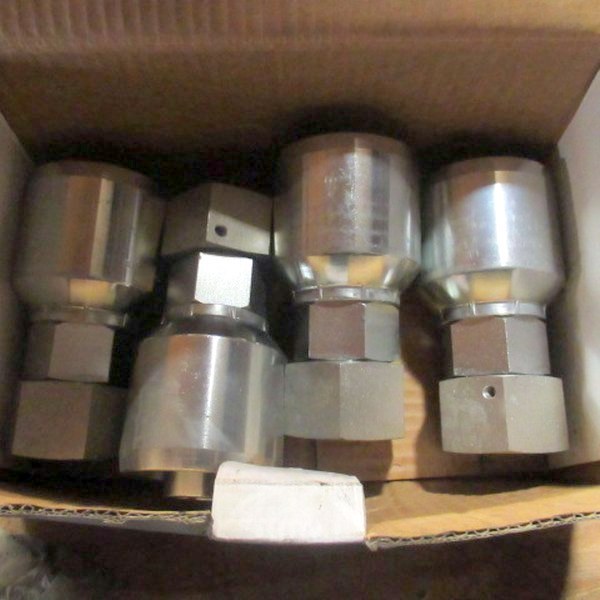 lot 526 image: Hydraulic Fittings