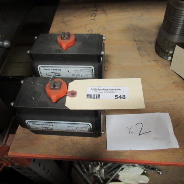 lot 548 image: Dixon Acting Pneumatic Actuators RP-BA-045