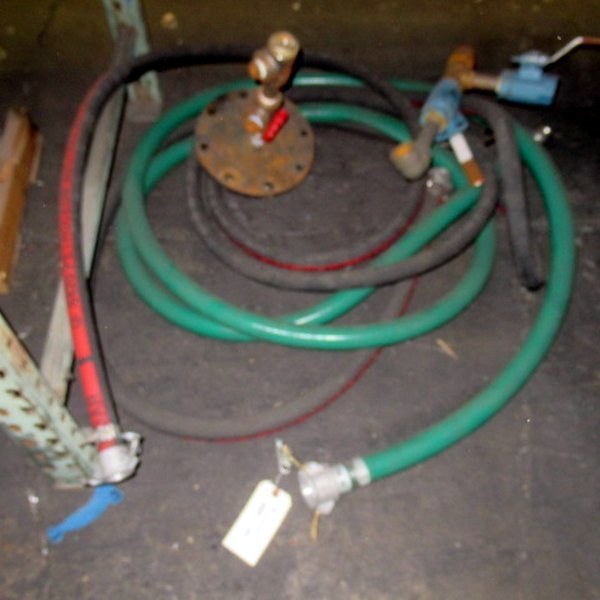 lot 561 image: Hoses And Valves