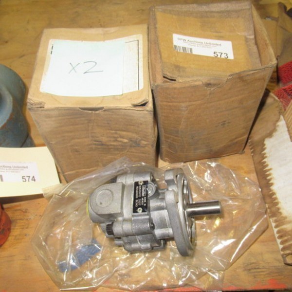 lot 573 image: Parker Pump