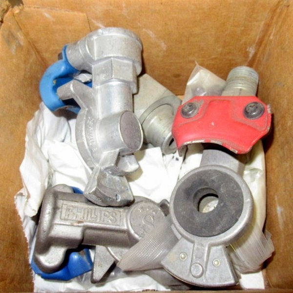lot 602 image: Hose Fitting Attachments