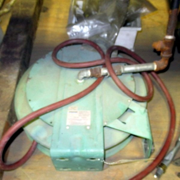 lot 614 image: Speedaire Air Hose Reel