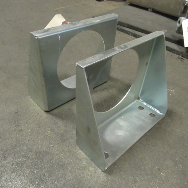 lot 631 image: Galvanized Pipe Or Tank Brackets